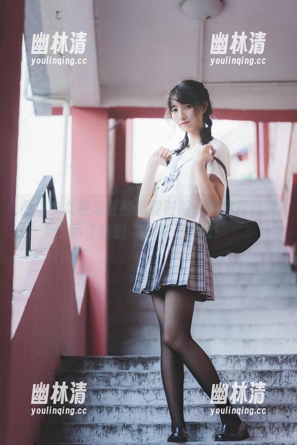 西瓜少女在浴缸的暴露时间:精选写真显示了我的“泳装”理念! 西瓜少女在浴缸的暴露时间:精选写真显示了我的“泳装”理念!