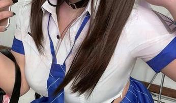 被贝贝琪Becky的夏天图包‘晓得’了，我居然从没想过穿沙滩裤也能那么时髦…