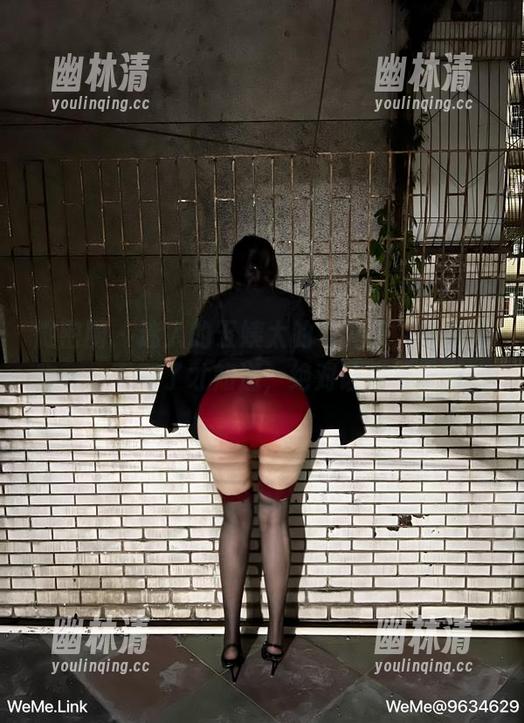 微密圈 - 迷人的五姨太的写真集,极品尤物——下载了才知道,绝对让你神奇哟! 微密圈 - 迷人的五姨太的写真集,极品尤物——下载了才知道,绝对让你神奇哟!