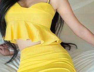 青豆客 – 网袜图包来了，油腻的周末也能变得高雅，Yumi尤美的绝妙搭配，像在下雨天的窗前绕圈。