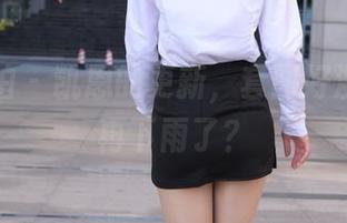 魔镜街拍 – 凯恩的更新，套图好湿润，不再下雨了？