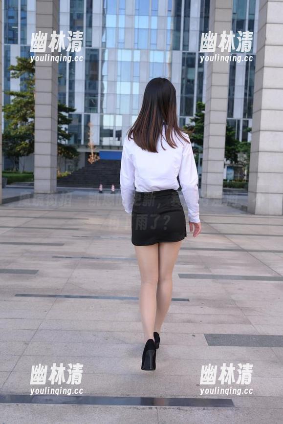 魔镜街拍 - 凯恩的更新，套图好湿润，不再下雨了？