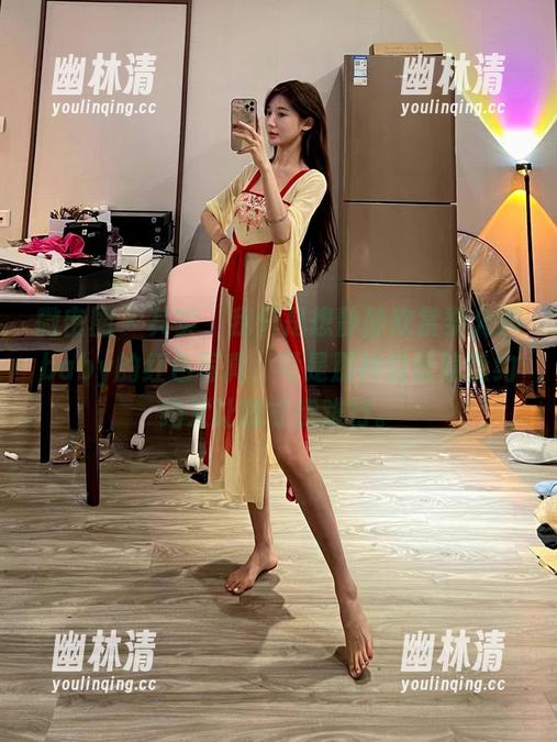 微密圈 - 其实,我只是想静静欣赏黎允熙baby的红色写真,可是那种自信隐隐约约又让我寸步难行。 微密圈 - 其实,我只是想静静欣赏黎允熙baby的红色写真,可是那种自信隐隐约约又让我寸步难行。